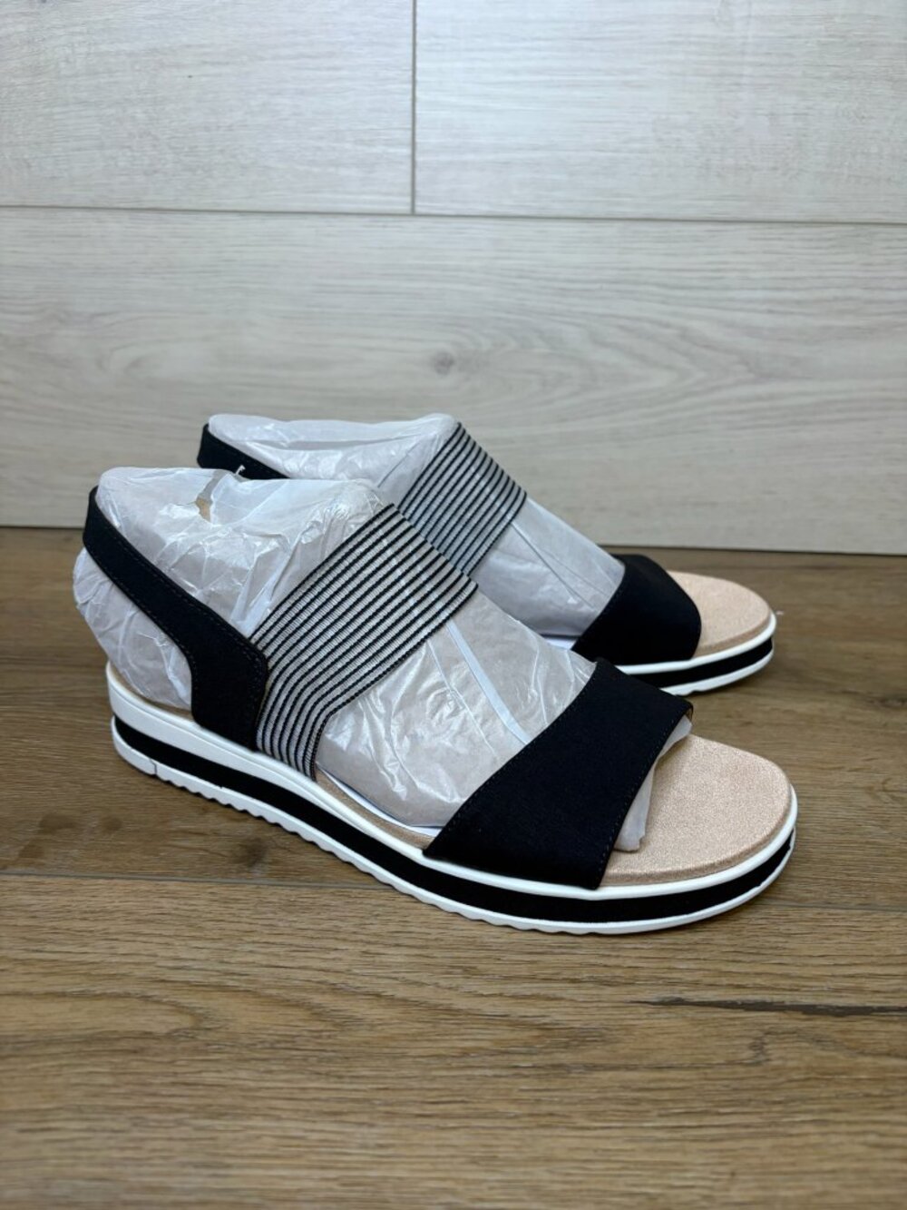LifeStride Zing Black Micron Slingback Wedge Sandals 7.5 W